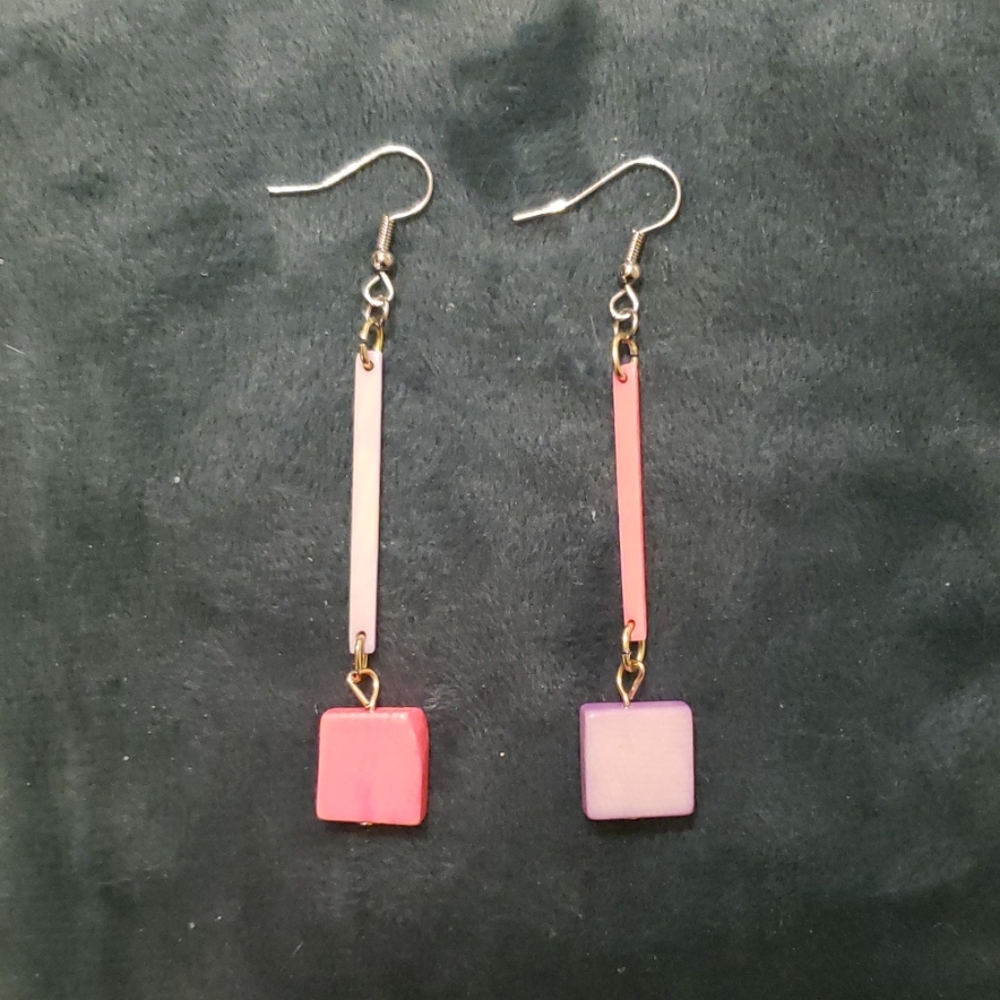 Vintage style pink & lilac dress earrings